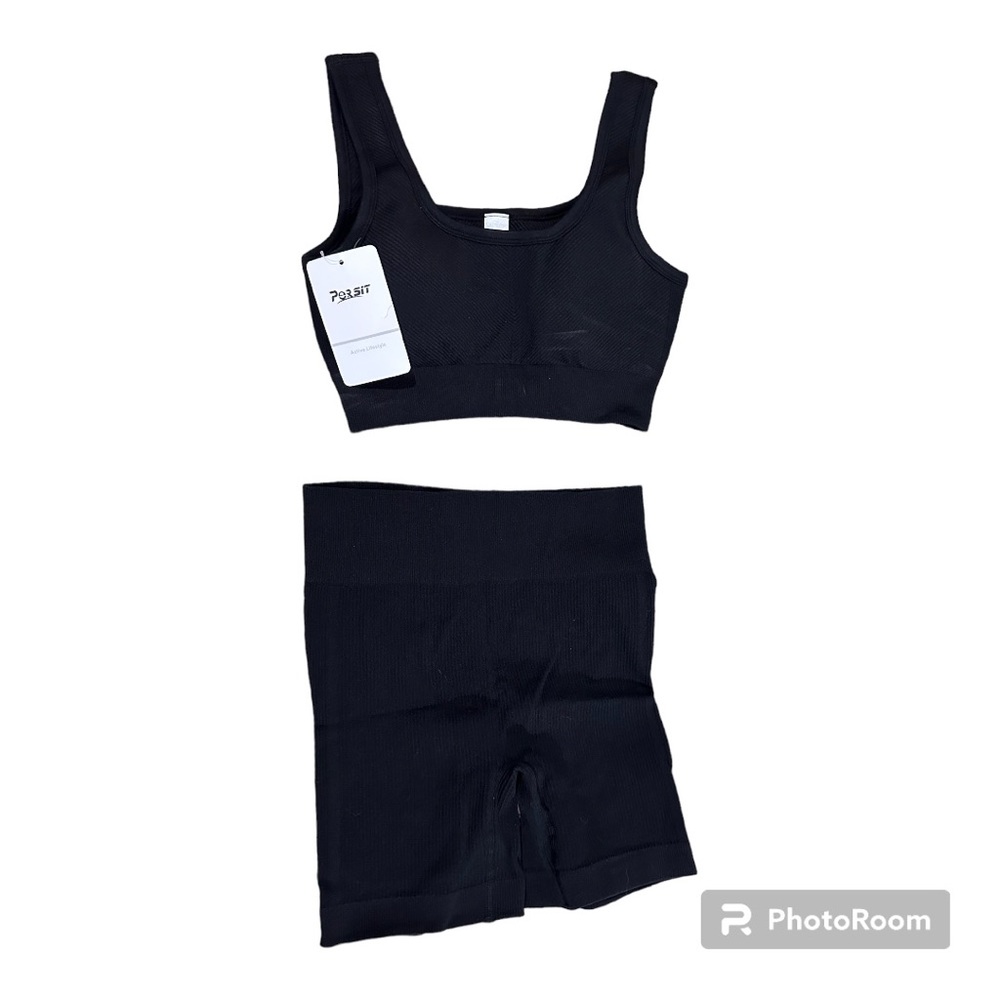 #158,Persit/Max Allie, ribbed workout set, size small